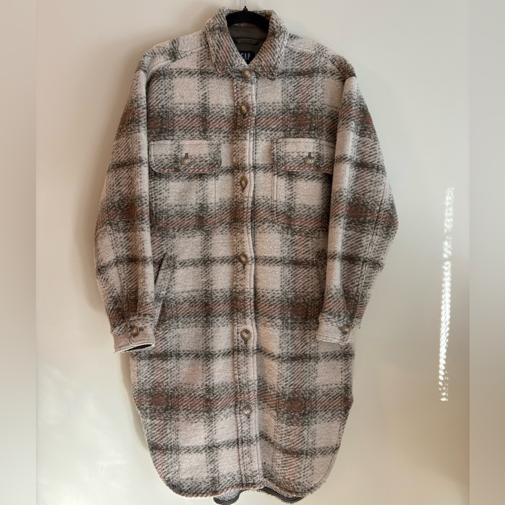 GAP Gray and Brown Plaid Shirt Jacket